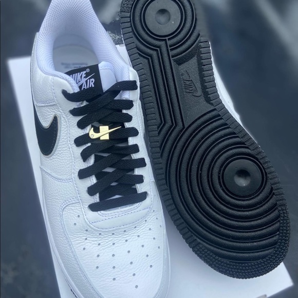 Nike Air Force 1 Men Size 10.5 - Picture 8 of 10